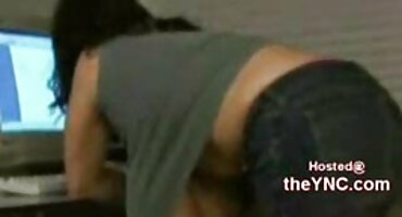 phim sex châu au Sere gomesna gomes kích thích âm vật bằng ngón tay của bạn. phim sex gái già